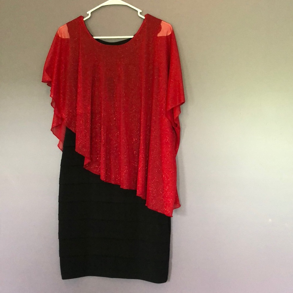Glitter red and black bodycon drape dress